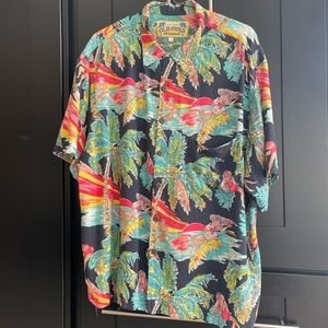 Awesome rare  1980’s Old Maui Brand men’s rayon Hawaiian shirt
